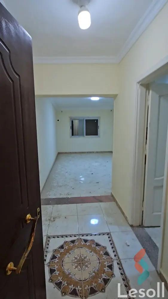 شقة بحديقة للايجار الشهري بمساحة 160 متر و 3 غرف في مدينة المستقبل القاهرة