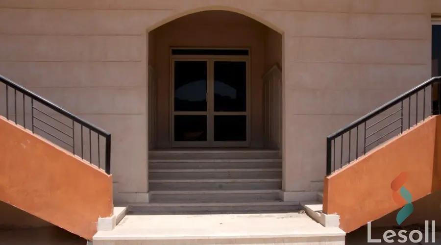 شقة بحديقة للبيع بمساحة 155 متر و 3 غرف في حدائق الأهرام الجيزة