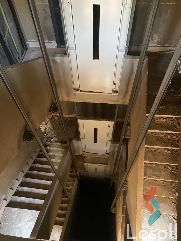 Apartment with garden for sale with an area 280 meters and 3 rooms in October 6 Giza - All Images