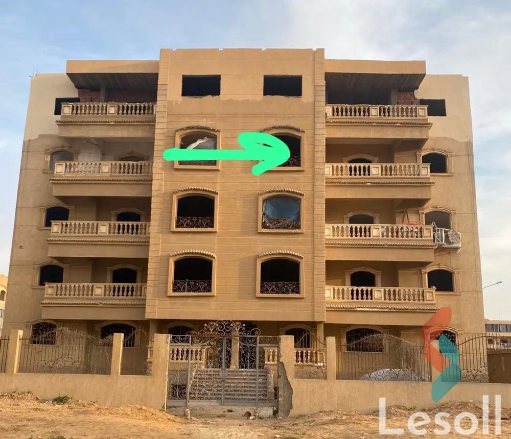 Apartment with garden for sale with an area 280 meters and 3 rooms in October 6 Giza