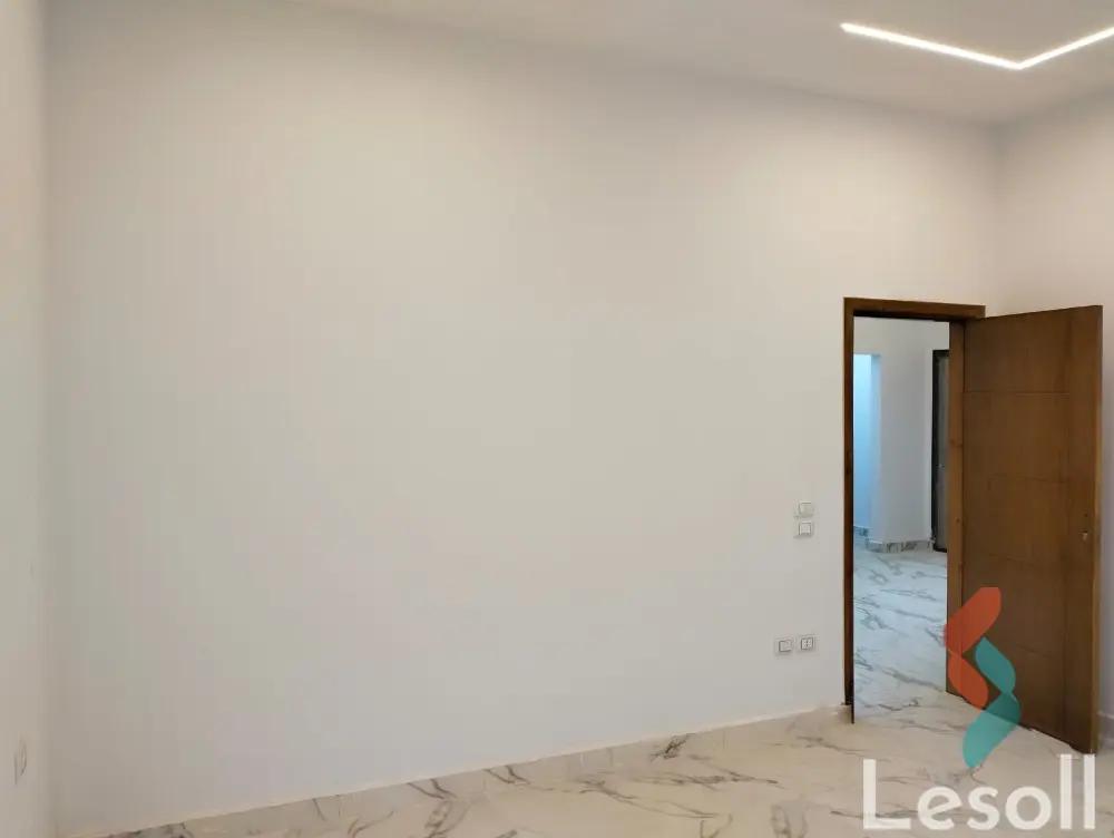 Apartment with garden for sale with an area 150 meters and 3 rooms in 5th Settlement Cairo - All Images