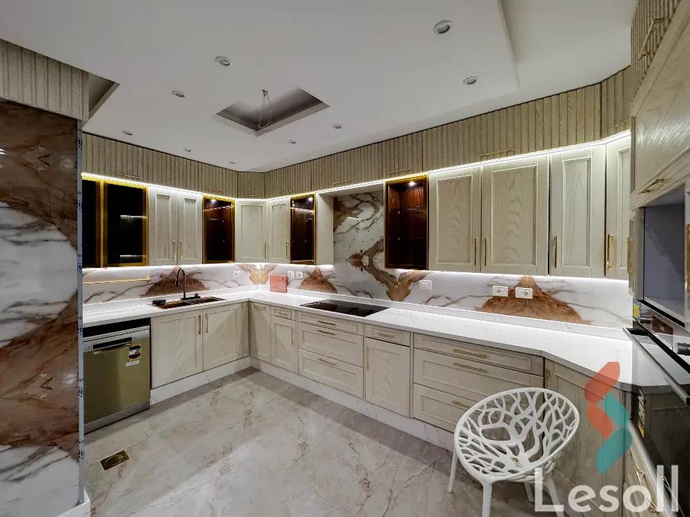 Apartment for sale with an area 350 meters and 4 rooms in Laurent Alexandria