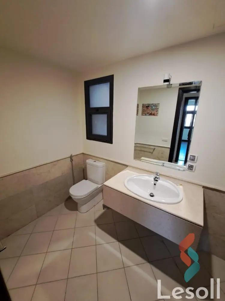 Apartment for monthly rent with an area 180 meters and 3 rooms in 5th Settlement Cairo - Image 4