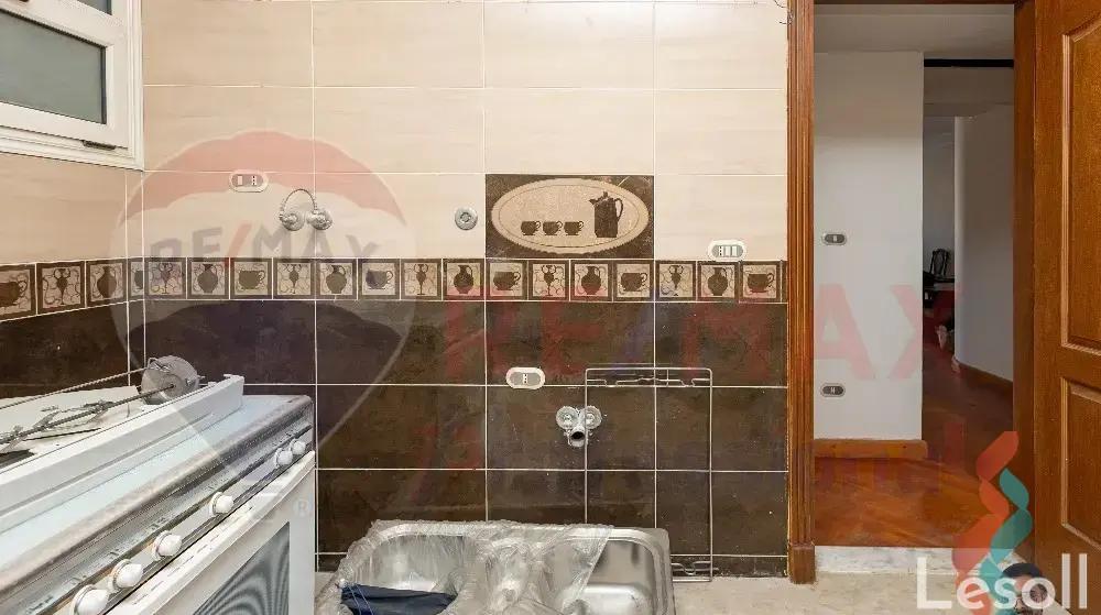 Apartment for sale with an area 180 meters and 3 rooms in Smouha Alexandria