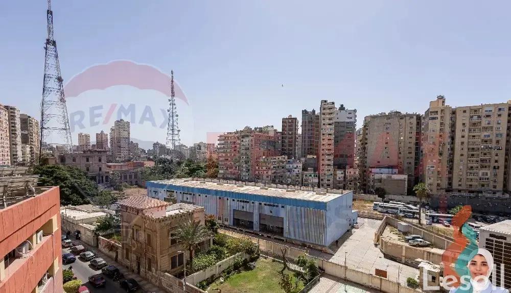 Apartment for sale with an area 185 meters and 3 rooms in Glim Alexandria