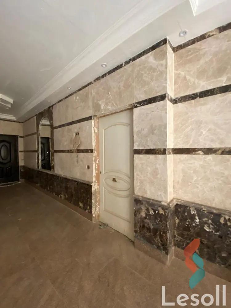 شقة بحديقة للبيع بمساحة 450 متر و 3 غرف في القاهرة الجديدة القاهرة