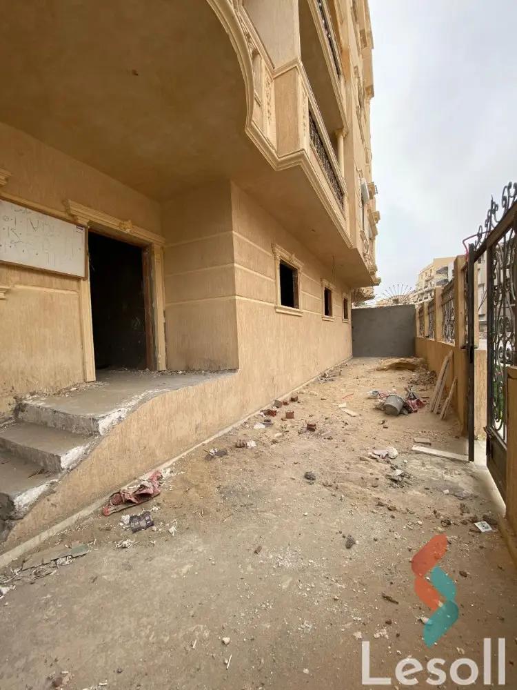 شقة بحديقة للبيع بمساحة 450 متر و 3 غرف في القاهرة الجديدة القاهرة