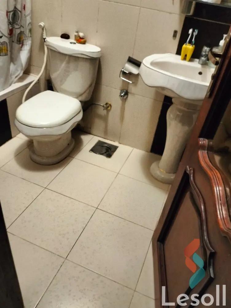 Apartment with garden for sale with an area 225 meters and 4 rooms in Obour Qaliubiya