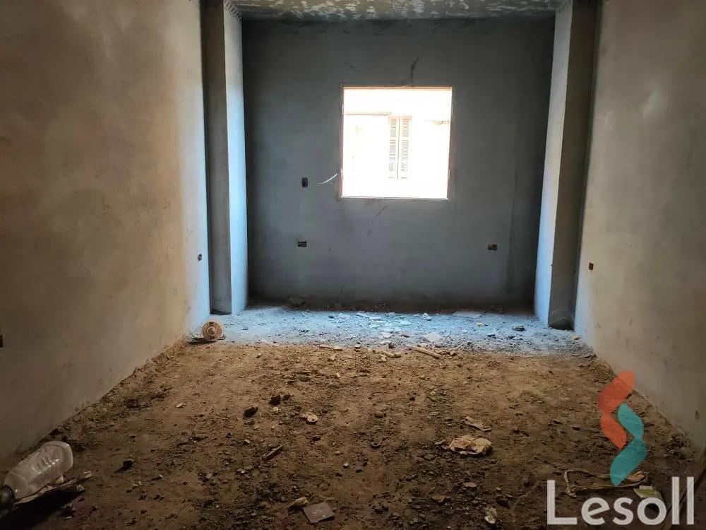 Apartment for sale with an area 165 meters and 3 rooms in October 6 Giza - Image 4
