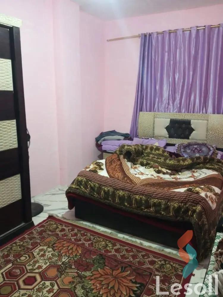 Building for sale with an area 100 meters and 3 rooms in Warraq Giza