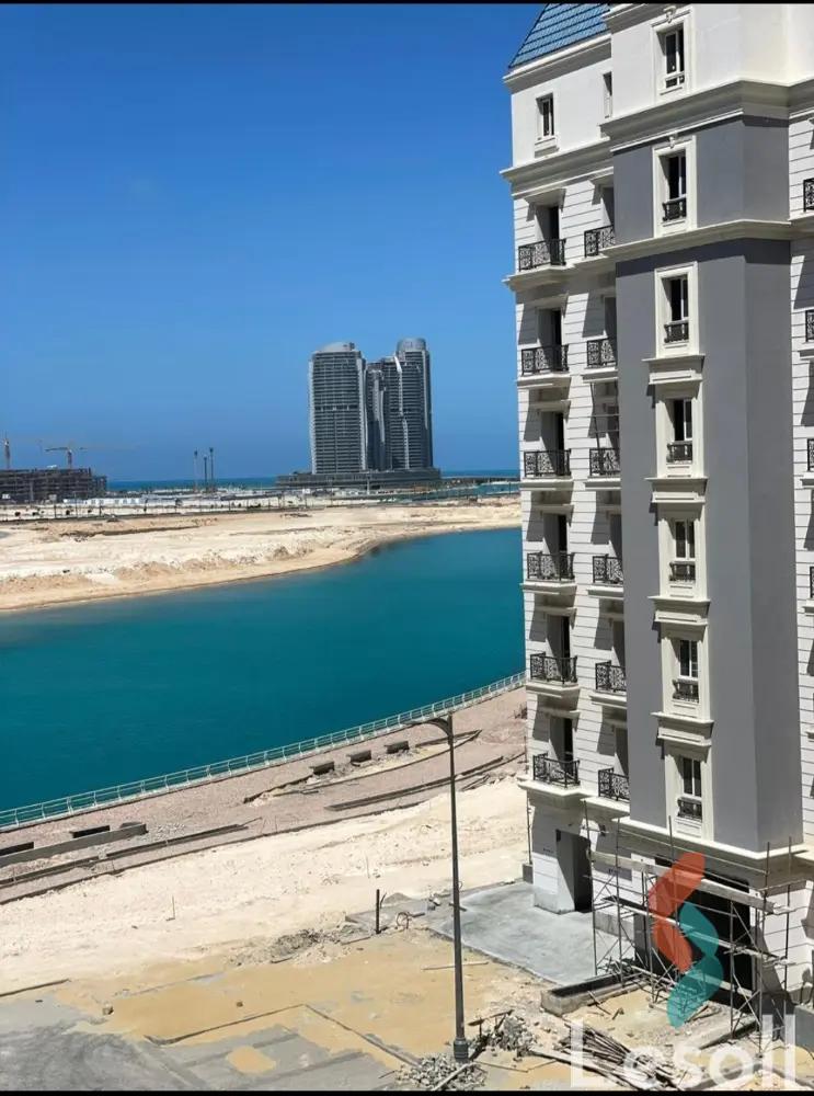 شقة فندقية للبيع بمساحة 100 متر و غرفتان في الساحل الشمالي الاسكندرية