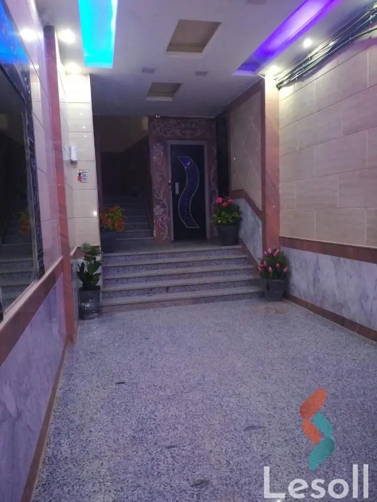 Apartment for sale with an area 125 meters and 3 rooms in Maadi Cairo