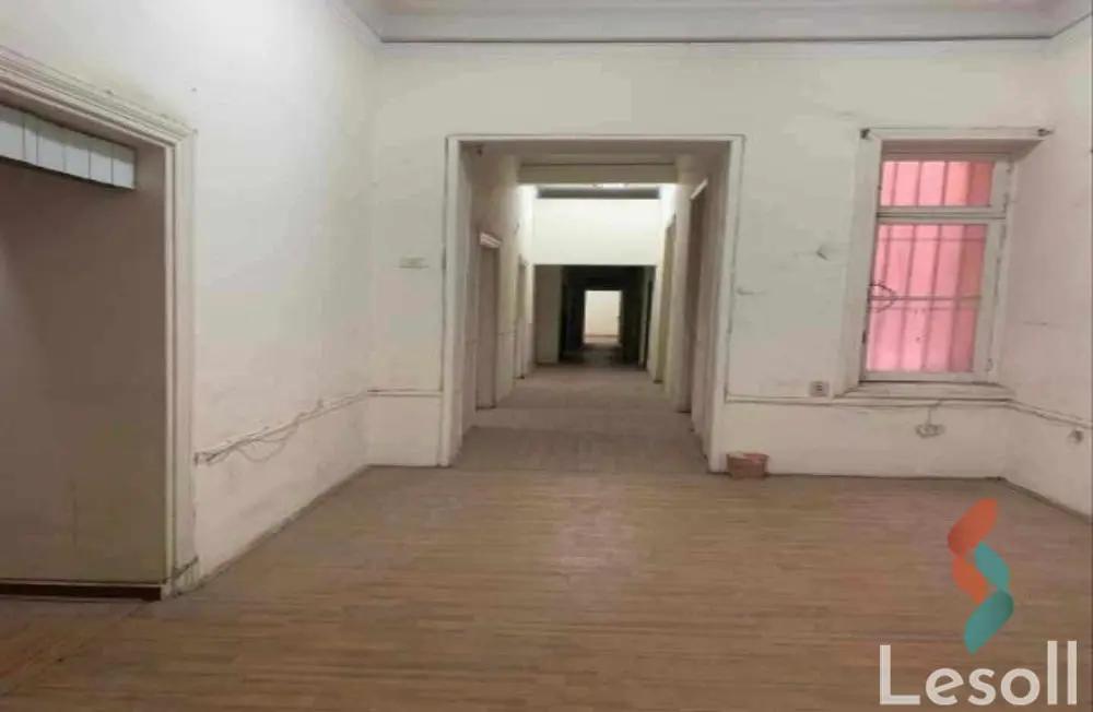 Apartment for sale with an area 300 meters and 7 rooms in Garden City Cairo