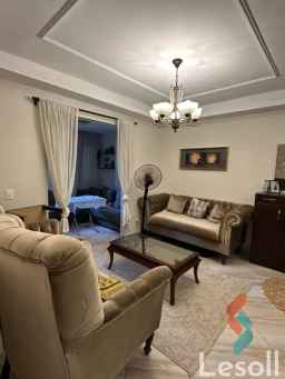 للبيع في أرقى كمبوند في المقطم على محور الشهيد – جولدن جيتس