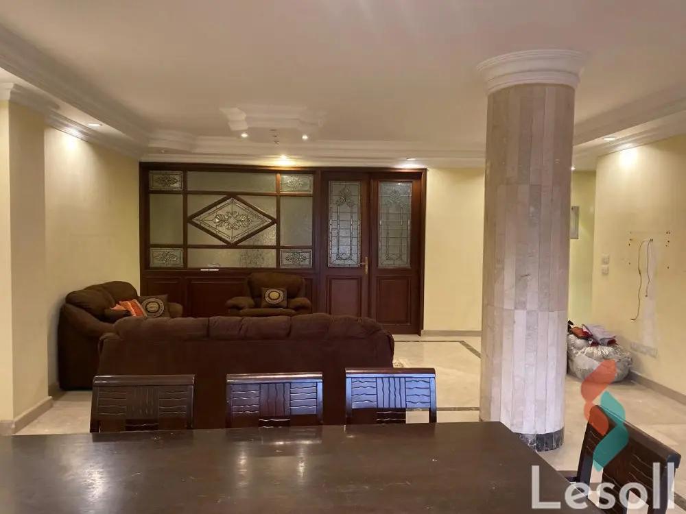 Apartment for sale with an area 270 meters and 3 rooms in Maadi Cairo