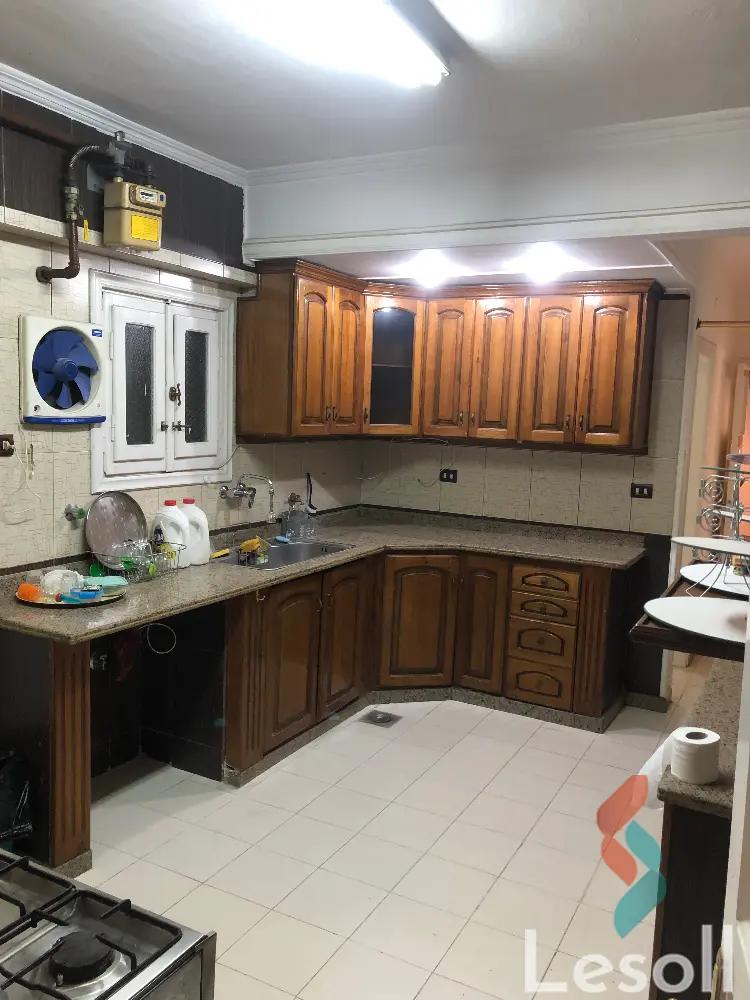 Apartment for sale with an area 340 meters and 3 rooms in Stanley Alexandria