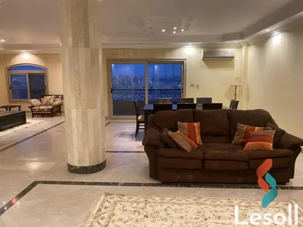 Apartment for sale with an area 270 meters and 3 rooms in Maadi Cairo