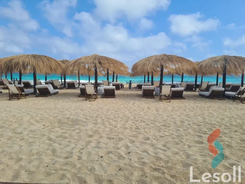🏖️ للإيجار شاليه أرضى بجاردن مفروش بالكامل في قرية جايا – رأس الحكمة – الساحل الشمالي - كل الصور