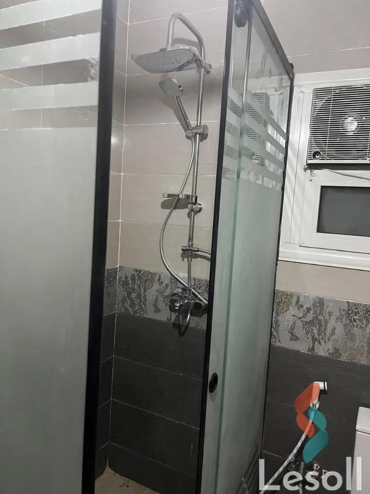 Apartment for sale with an area 135 meters and 3 rooms in Maasara Cairo - Image 4