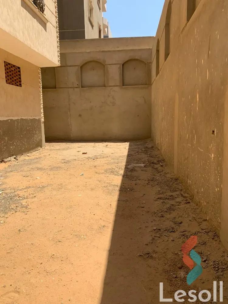 Building for sale with an area 150 meters and 3 rooms in October 6 Giza - Image 4