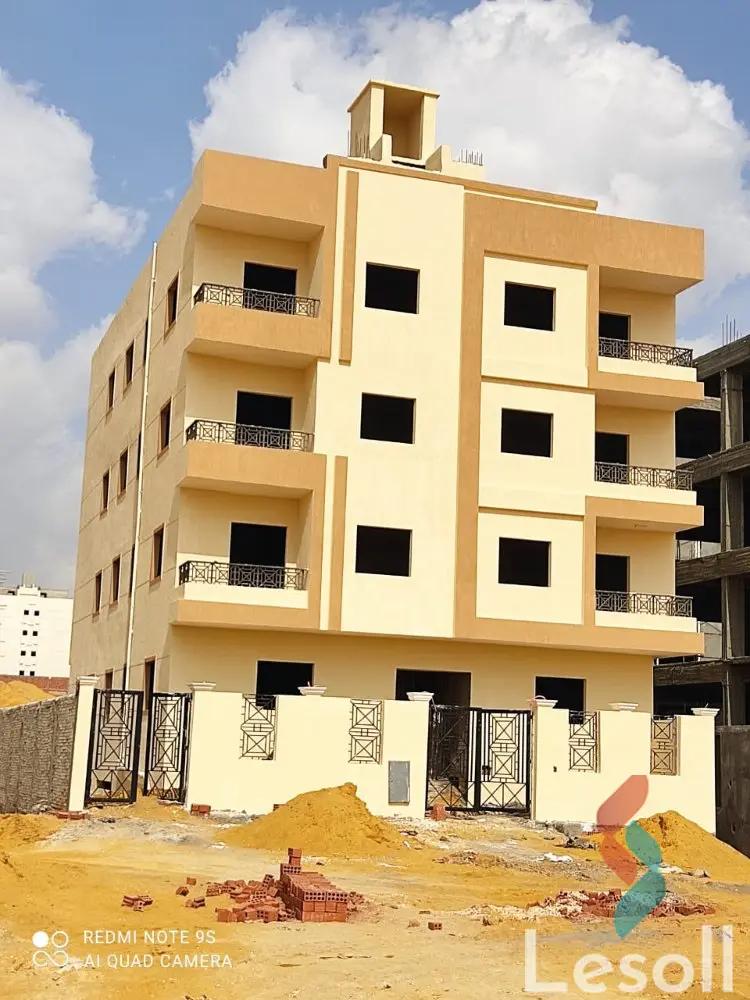 Building for sale with an area 450 meters and 3 rooms in 5th Settlement Cairo - Image 2