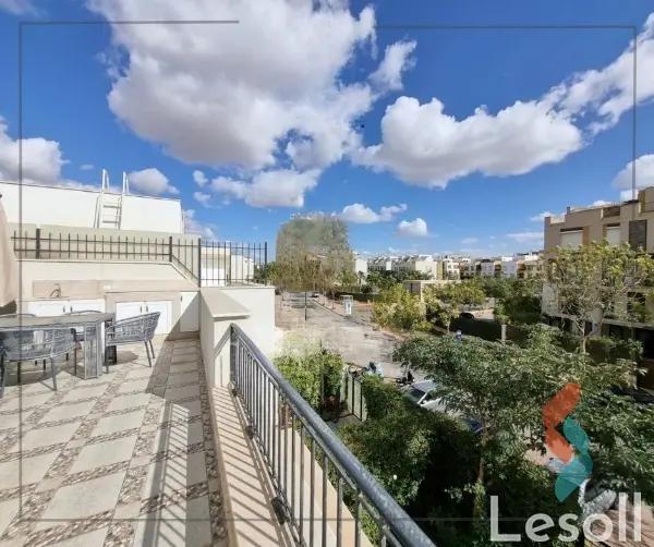 Townhouse for monthly rent with an area 270 meters and 3 rooms in Cheikh Zayed Giza