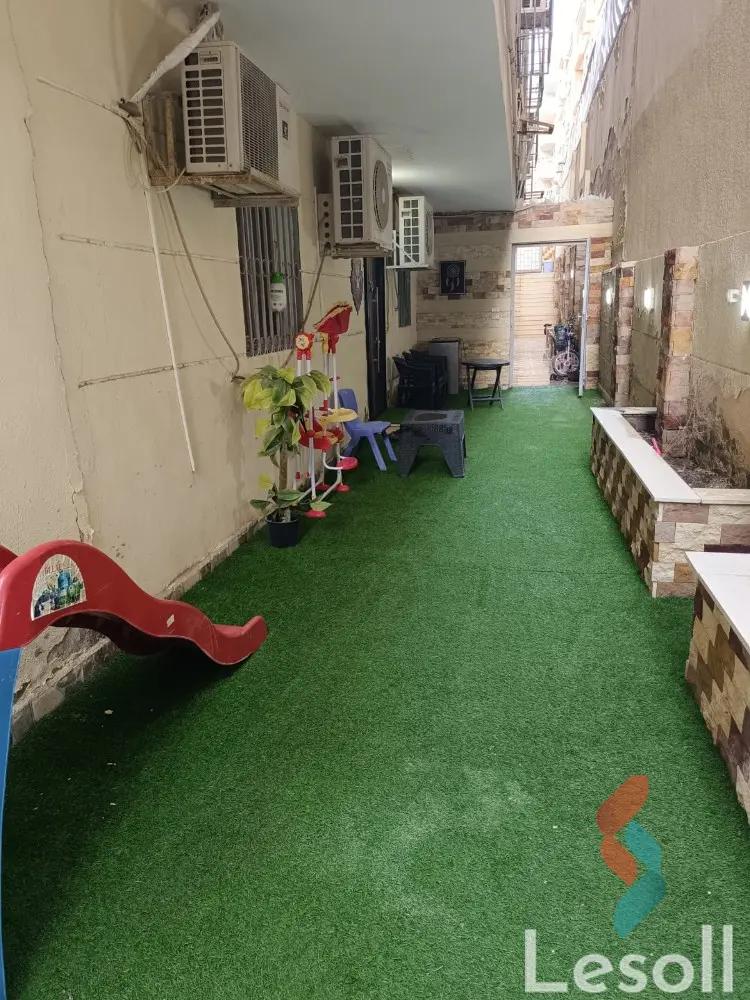 شقة بحديقة للبيع بمساحة 135 متر و 3 غرف في حدائق الأهرام الجيزة