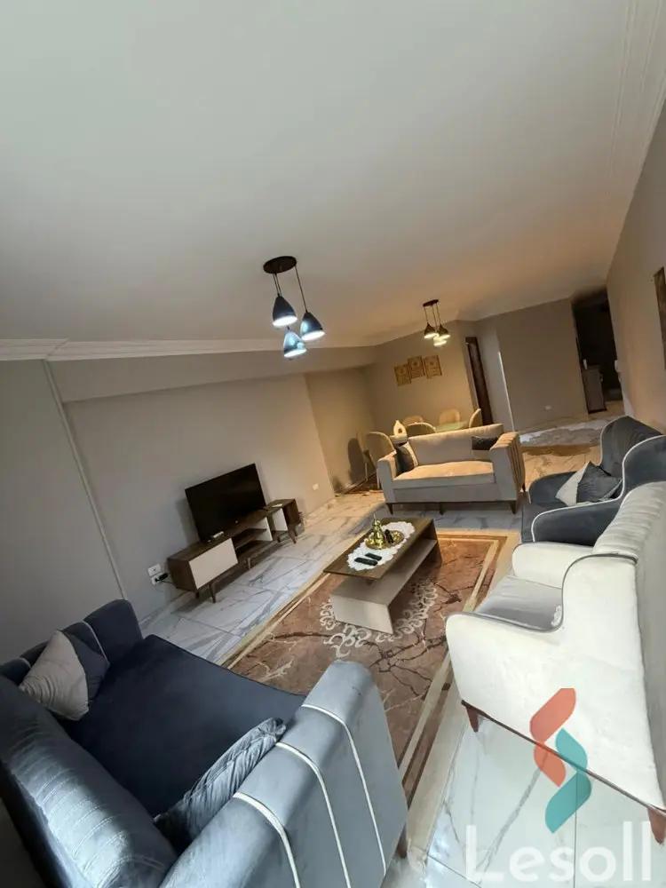 Apartment for daily rent with an area 200 meters and 2 room in Mohandessin Giza - Image 4