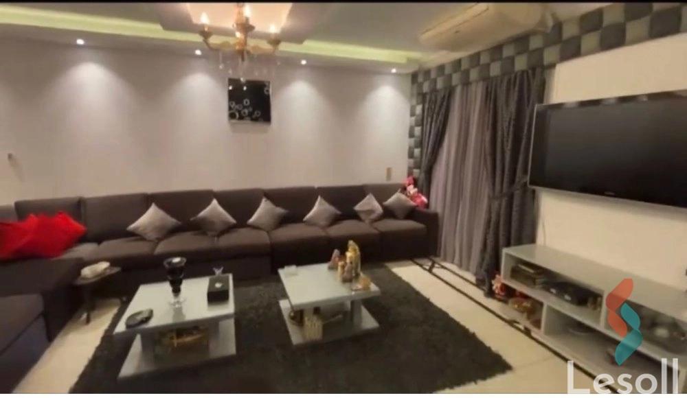 شقة للبيع بمساحة 280 متر و 3 غرف في المعادى القاهرة