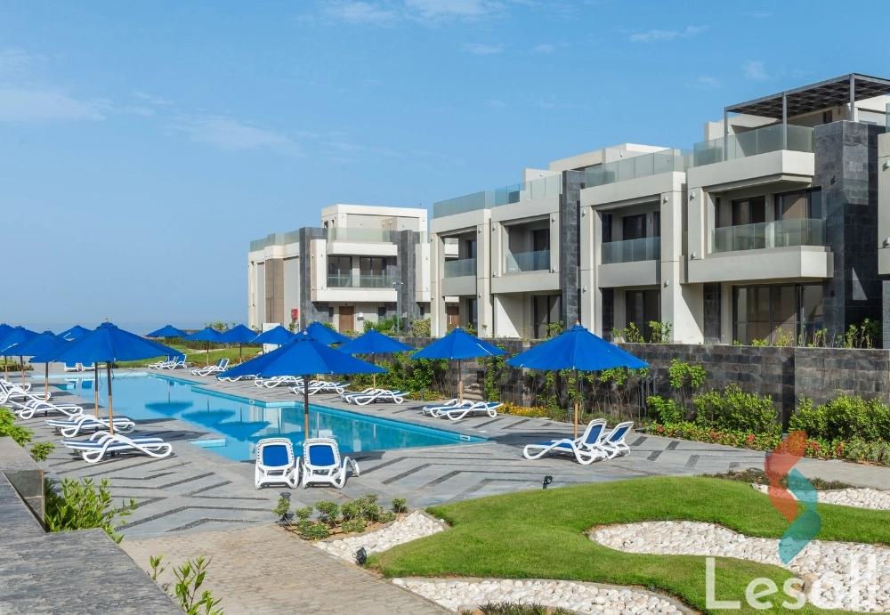 شالية للبيع بمساحة 115 متر و غرفتان في العين السخنة السويس