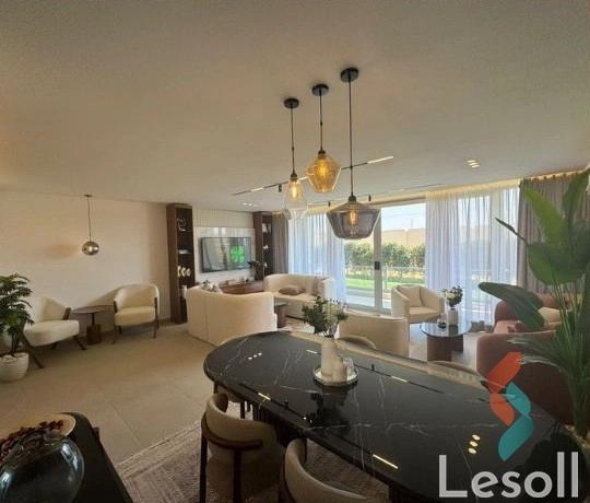 شقة للبيع بمساحة 136 متر و غرفتان في الشيخ زايد الجيزة