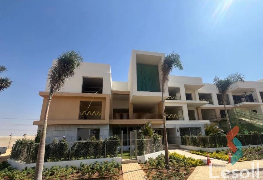 شقة للبيع بمساحة 136 متر و غرفتان في الشيخ زايد الجيزة