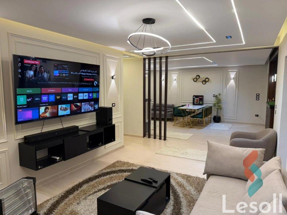 Apartment for monthly rent with an area 250 meters and 4 rooms in 5th Settlement Cairo