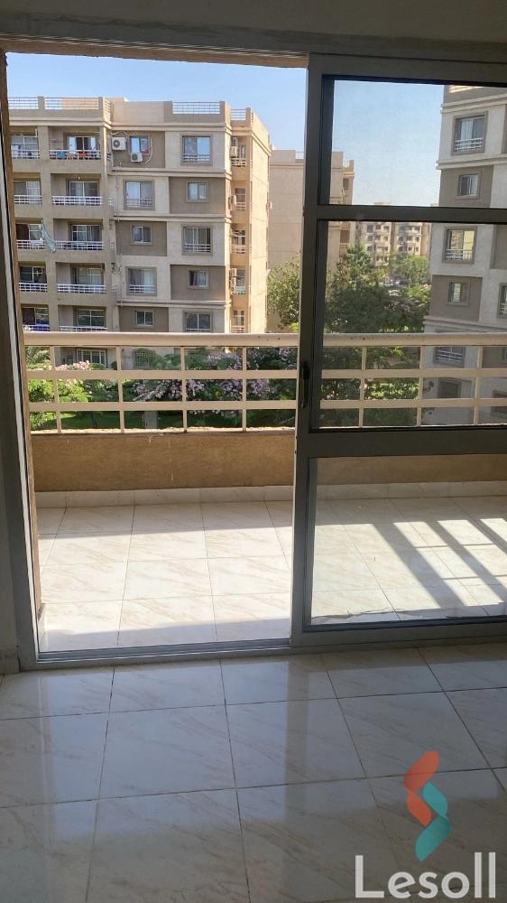 شقة للبيع بمساحة 131 متر و 3 غرف في مدينتي القاهرة