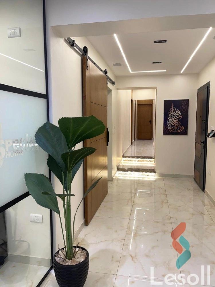 Office for monthly rent with an area 290 meters in Nasr City Cairo