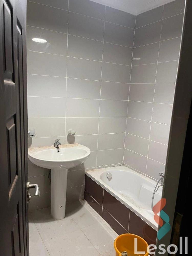 Apartment for sale with an area 179 meters and 3 rooms in Shorouk Cairo