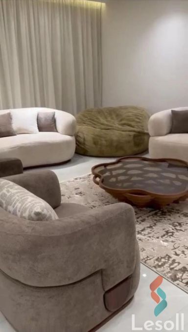 شقة للبيع بمساحة 150 متر و 3 غرف في الدقى الجيزة