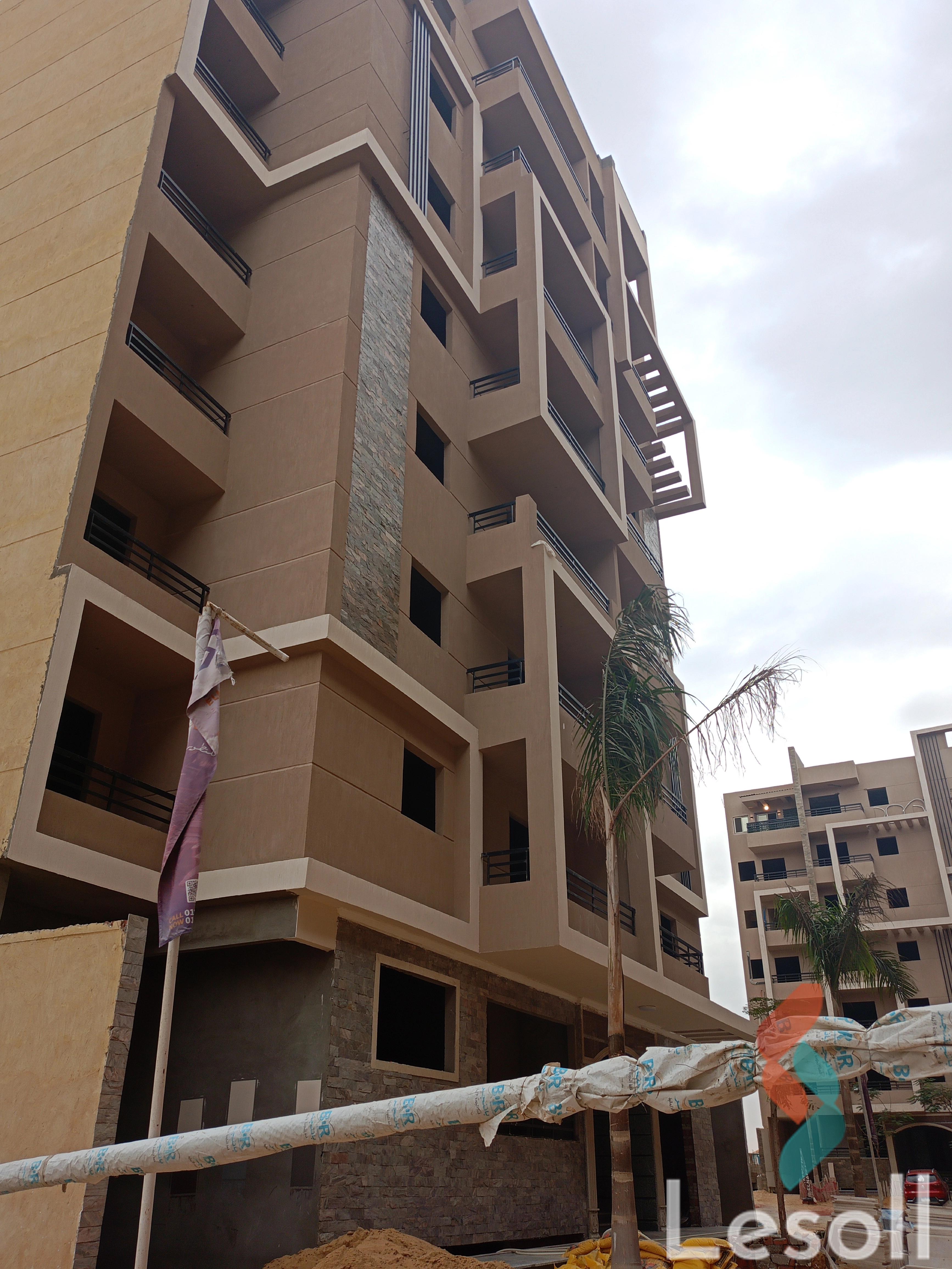 شقة للبيع بمساحة 125 متر و غرفتان في هيليوبوليس الجديدة القاهرة