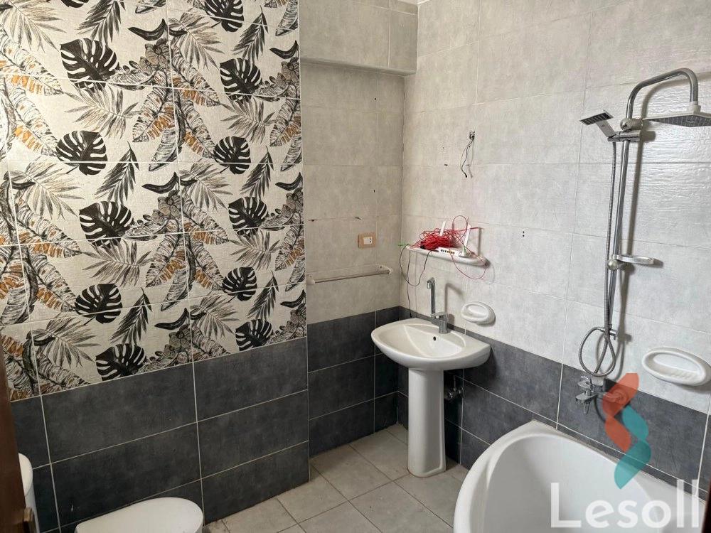 Apartment for yearly rent with an area 140 meters and 3 rooms in Miami Alexandria - All Images