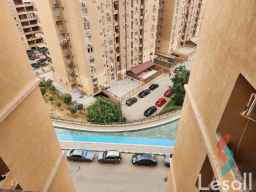 شقه للبيع في كومبوند تيجان بزهراء المعادي