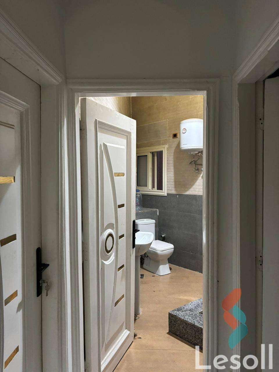 Villa for sale with an area 1,095 meters and 8 rooms in Shorouk Cairo