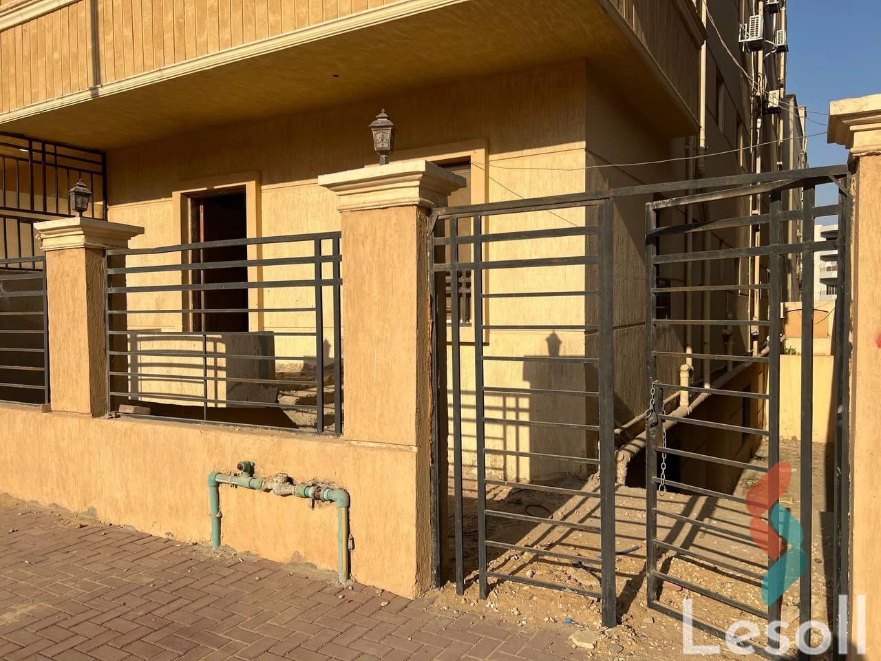 دوبلكس للبيع بمساحة 360 متر و 3 غرف في مدينة الشروق القاهرة