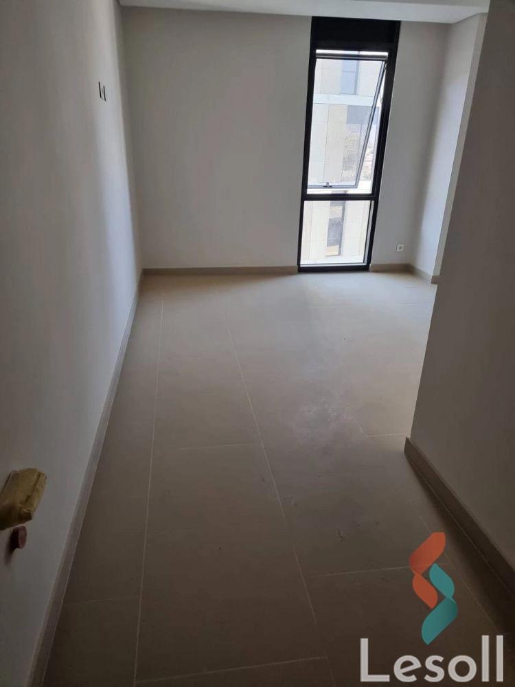 عياده للبيع بمساحة 70 متر في الجيزة