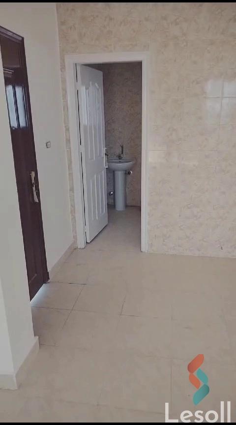 فيلا للبيع بمساحة 300 متر و 3 غرف في رأس سدر جنوب سيناء