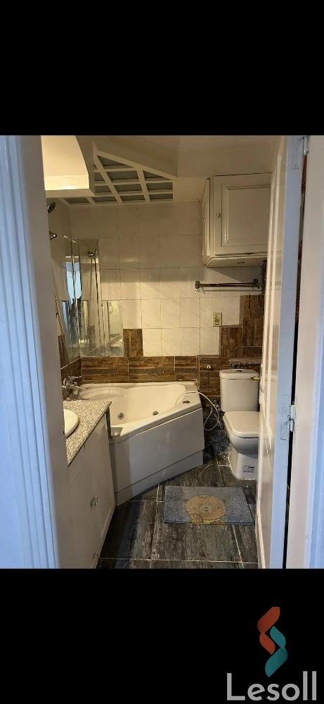 Apartment for sale with an area 180 meters and 3 rooms in Mohandessin Giza - All Images