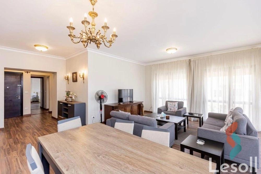 شقة للبيع بمساحة 165 متر و غرفتان في الشيخ زايد الجيزة