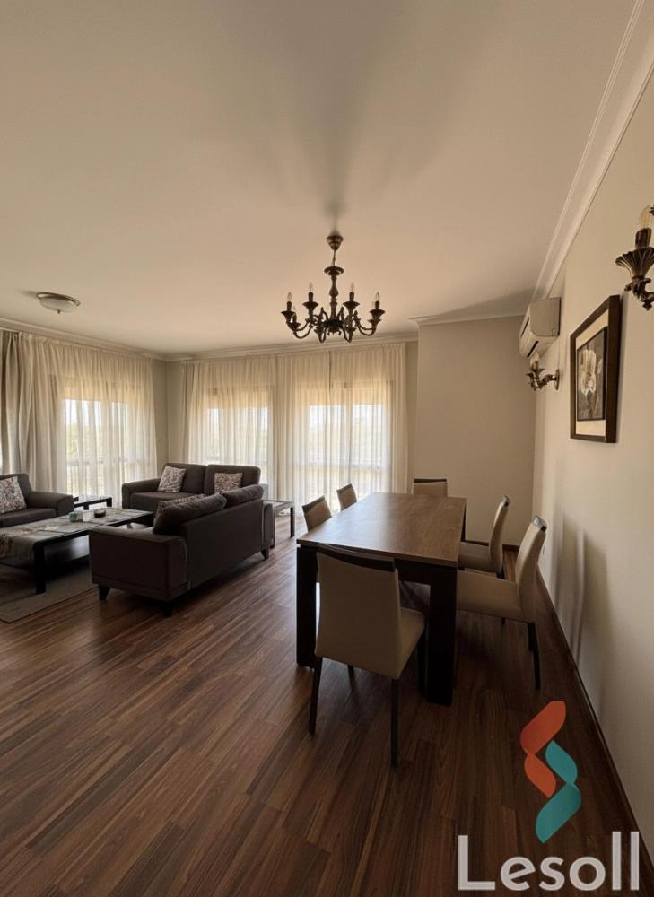 شقة للبيع بمساحة 165 متر و غرفتان في الشيخ زايد الجيزة