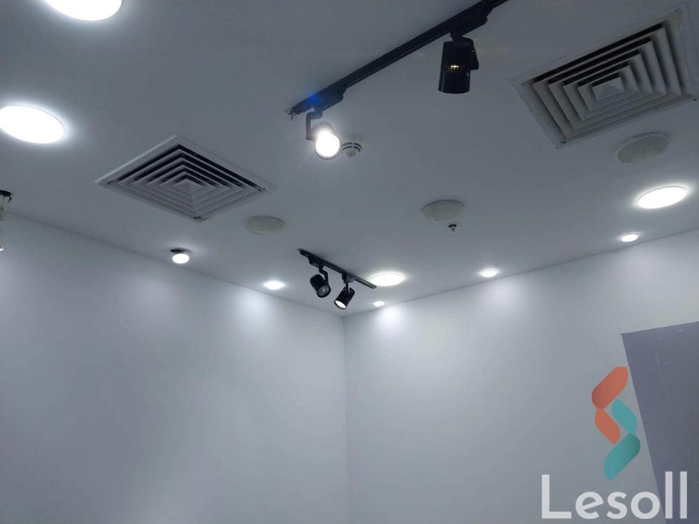 محل للايجار الشهري بمساحة 25 متر في مدينة الشروق القاهرة