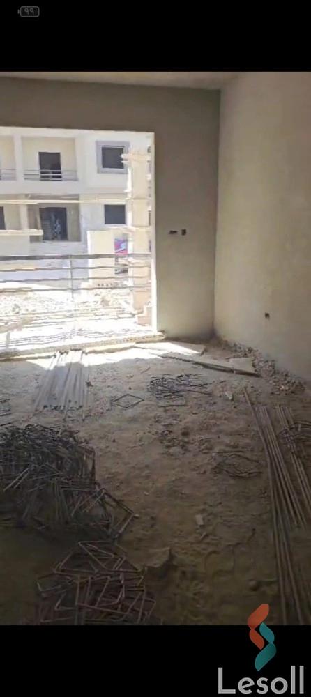 شقة بحديقة للبيع بمساحة 110 متر و غرفتان في حدائق اكتوبر الجيزة