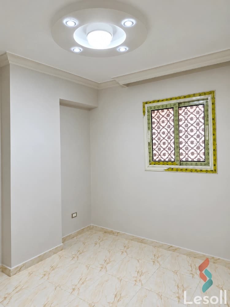 شقة للبيع بمساحة 90 متر و 3 غرف في شارع الرحاب ابو قير الاسكندرية